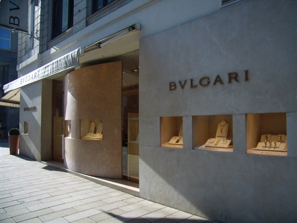 Bulgari Store Hamburg Foto